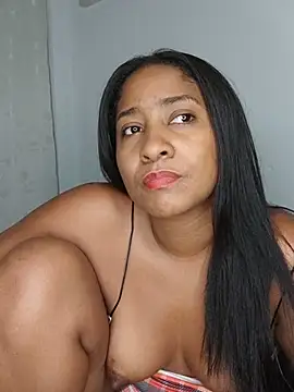 Berry_Bans Chat XXX in diretta