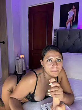 Chat XXX ao vivo de ema_zoe