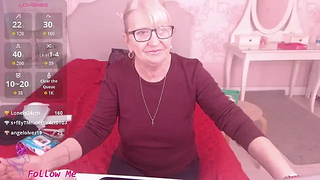 LadyAlana's Live XXX Chat