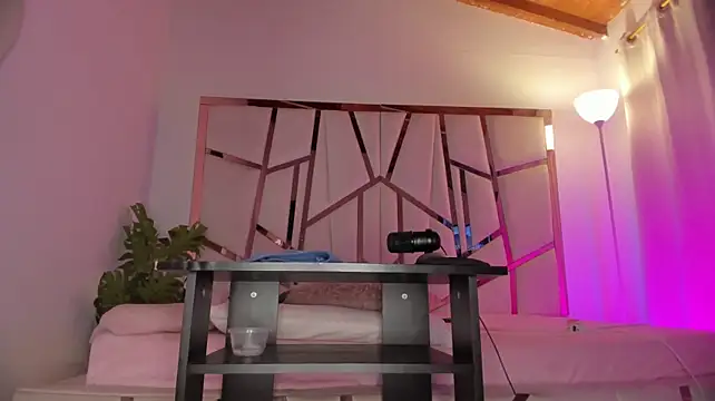 hot_booty_ live XXX chat