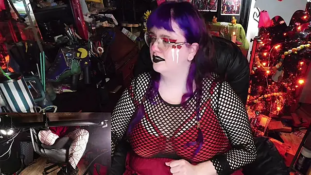 Sinstresshemlock's Live XXX Chat