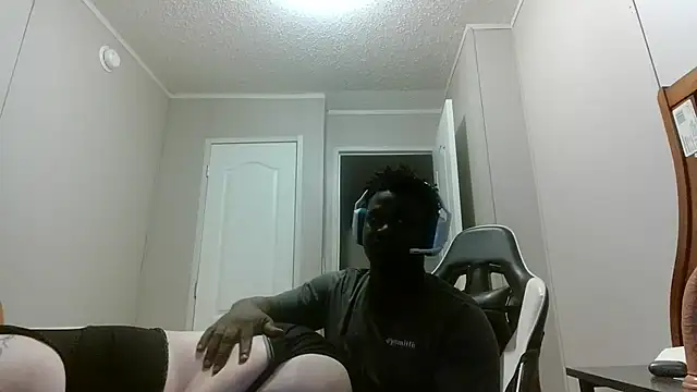 maskednetwork Webcamshow