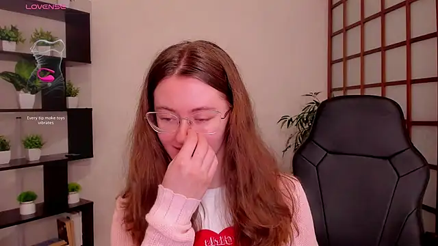 KateCuddle Chat XXX in diretta