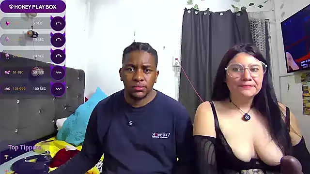 HaremMaster69 라이브 XXX 채팅