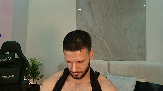 XXX chat uživo modela Jacob_Benelli