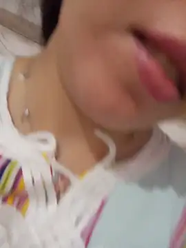 دردشة Beerrry الجنسية المباشرة