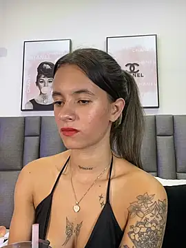 Chatroom XXX en direct de JuliaColemann