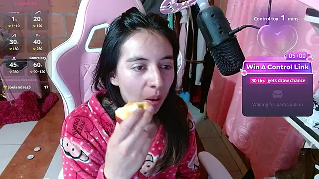 Czat XXX na żywo – Maggie_Fox3