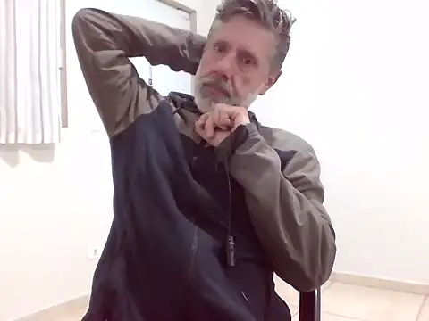 Chat +18 de machoalpha459 ao vivo