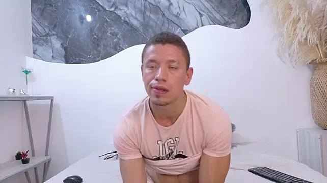 Thiago_16's Live XXX Chat