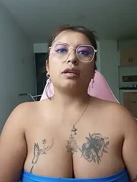 Czat XXX na żywo – Amylaaa_