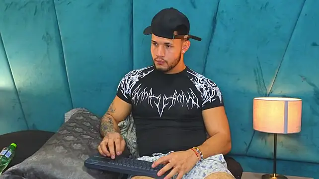 masoncole_'s Live XXX Chat