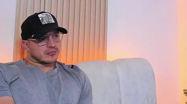 Chatroom XXX en direct de Ryan_west