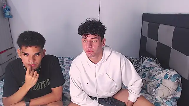 apoloandhansel Live XXX Chat