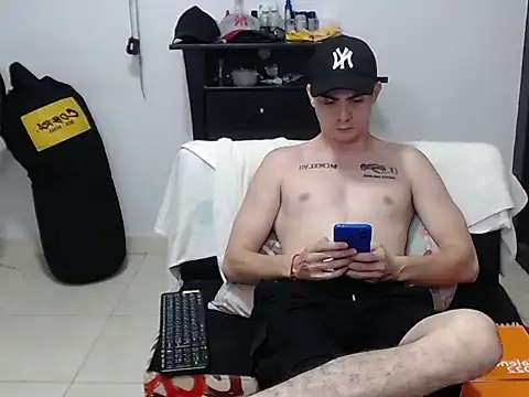 Zac_Efront 现场XXX聊天