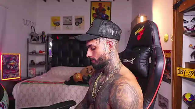 Živý XXX chat logan_hugh8