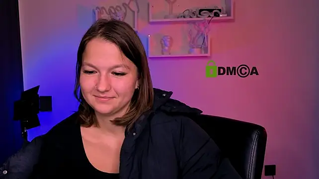 liana_best élő XXX-chatje