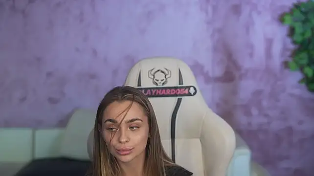 צ'אט XXX בשידור חי של Lana_Pulse