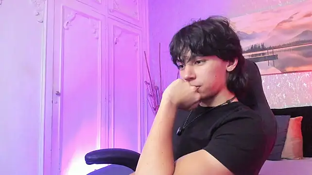 دردشة Tyler_durten الجنسية المباشرة