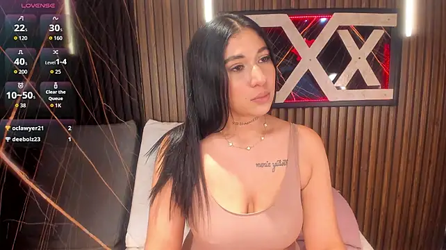 Miah_Palacio Adlı Modelin Canlı XXX Sohbeti