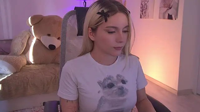 AuroraWrenfield élő XXX-chatje
