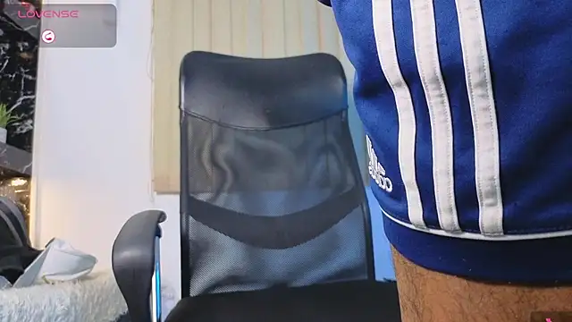 Živý XXX chat MR_EITHAN