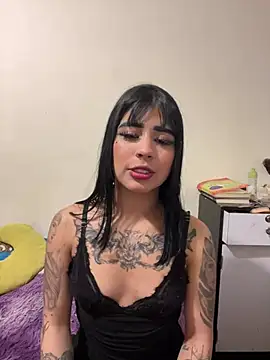 -Brittanny Live XXX-Chat