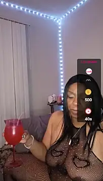 Goddessebonyrose Chat XXX in diretta