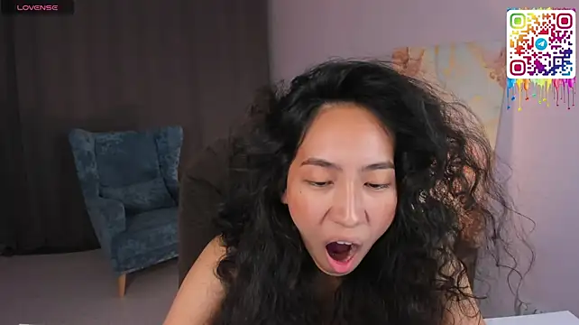 FlirtyAura Live XXX-Chat