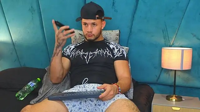 Živý XXX chat masoncole_