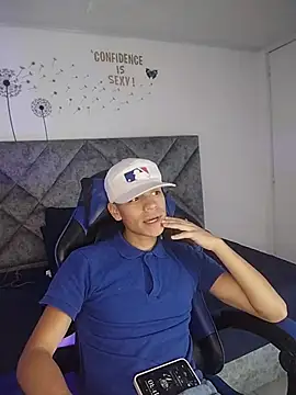 Chat XXX en directo de Kairo_Tentation