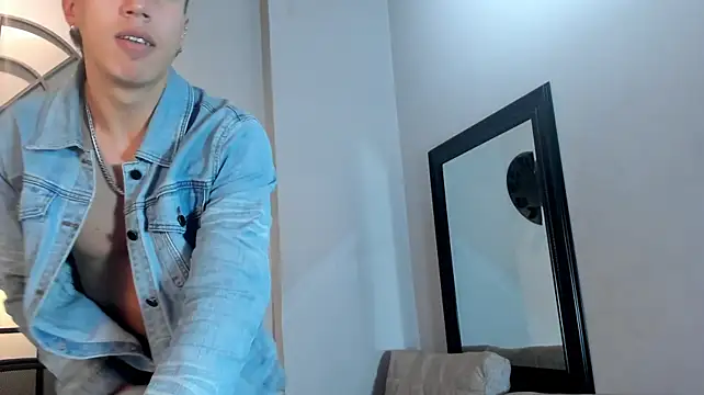 Gerard_evans_ live XXX chat