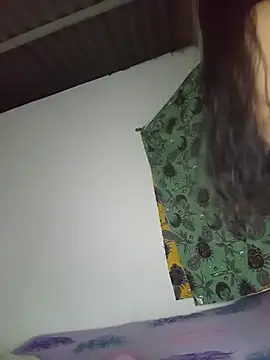 Živý XXX chat Luna_petite69
