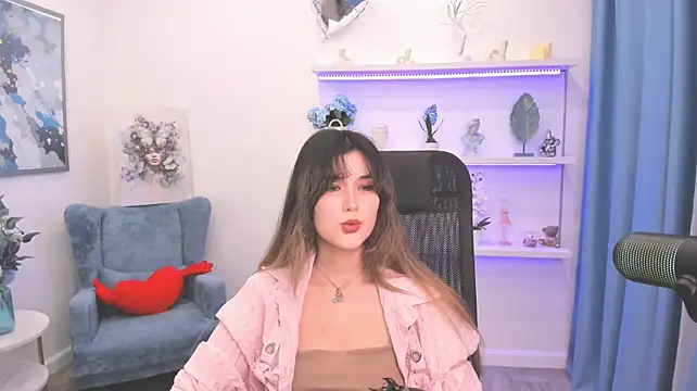 Chat +18 de AnneTLi ao vivo