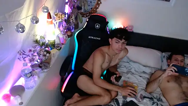 Kevinjchan1's Live XXX Chat