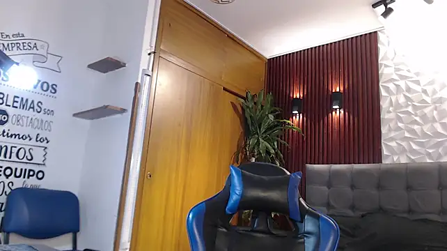 دردشة allison_mc الجنسية المباشرة
