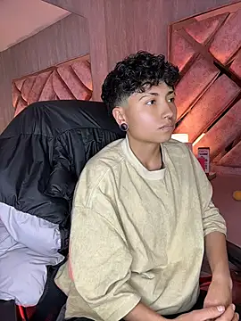 ian_mathias_ Chat XXX in diretta