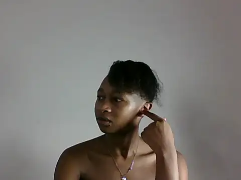 Chat XXX ao vivo de Choco_petite2