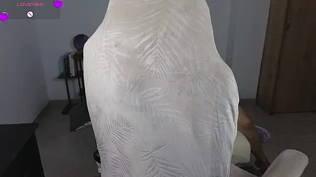 blue__moon_ live XXX chat