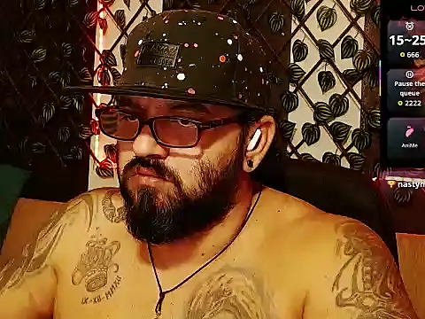 mr_wolf46 élő XXX-chatje