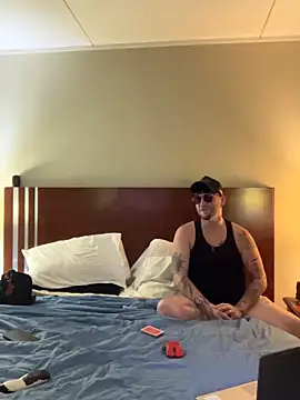 Livingpuddle's Live XXX Chat
