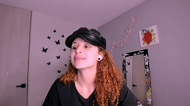 luna_val27's Live XXX Chat