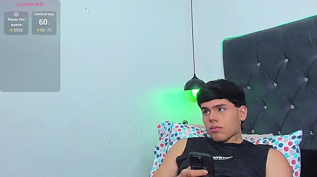 Chat +18 de Nathaniel_Park ao vivo
