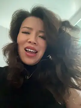 anna_kk élő XXX-chatje