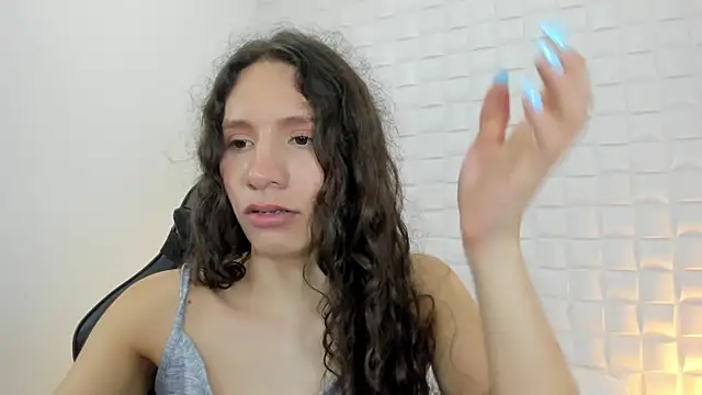 Chatroom XXX en direct de valeryn__rosse