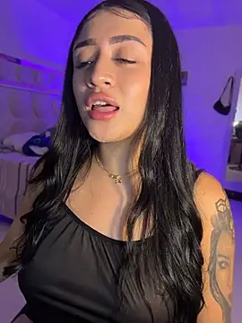 lucianaroy লাইভ XXX চ্যাট