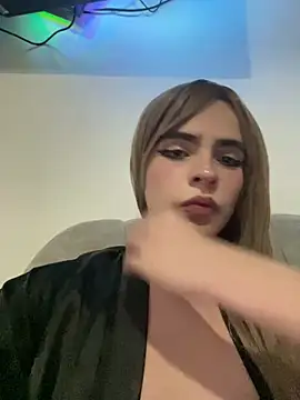 lanadoll20: απευθείας συνομιλία ΧΧΧ