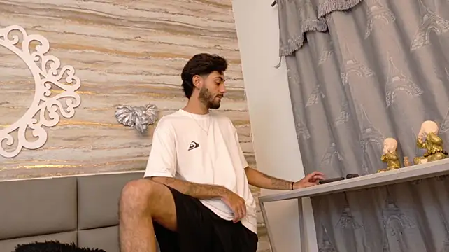 Онлайн чат XXX dashmonroe