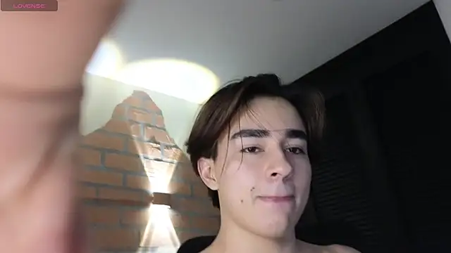 Chat XXX ao vivo de Connorr_01