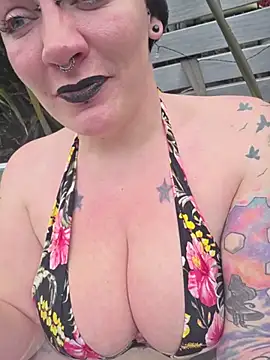 Chat +18 de PinkTheHawk ao vivo